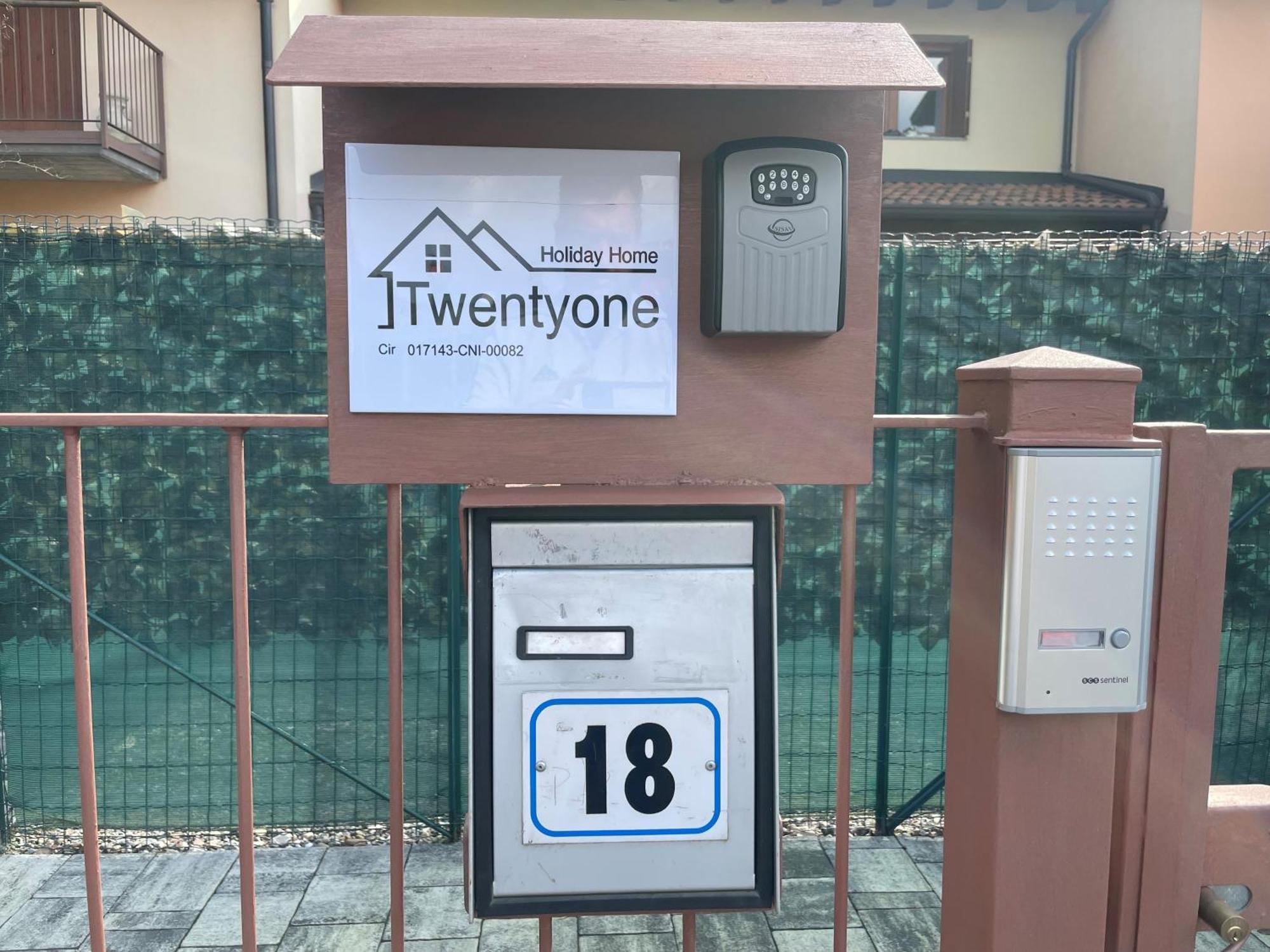 Twentyone Holiday Home Pisogne Esterno foto